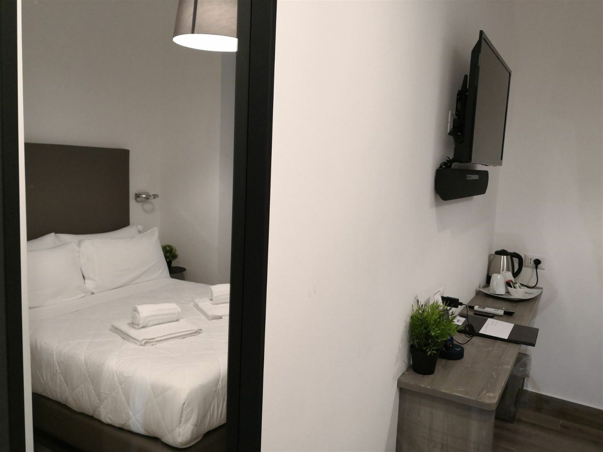 Clementi 18 Suites Рим Экстерьер фото