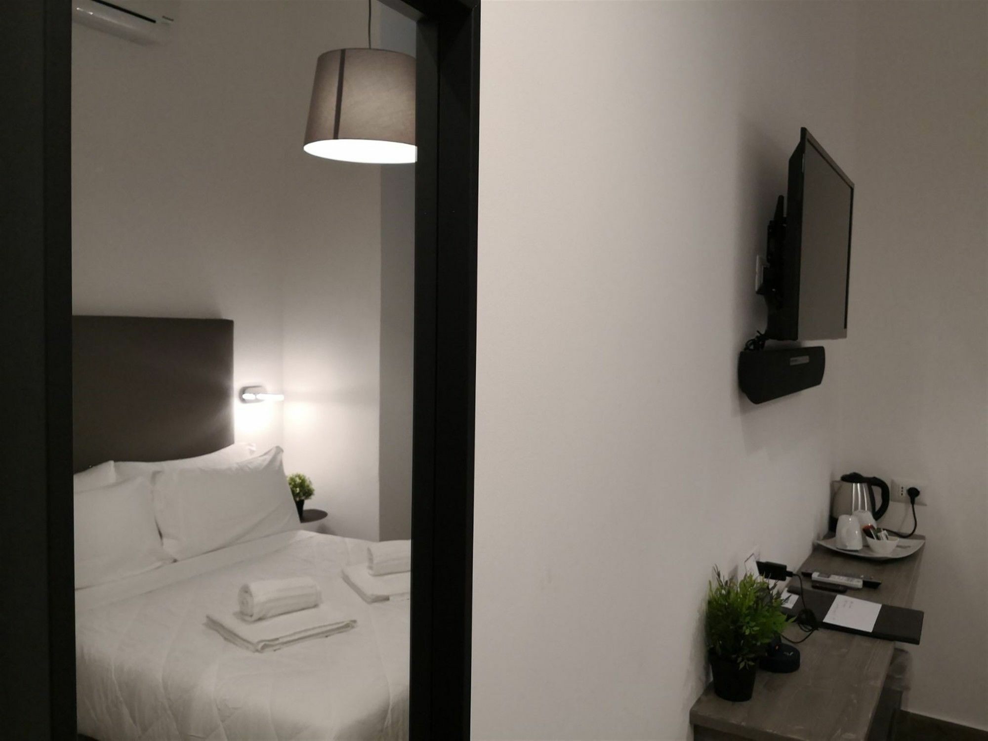 Clementi 18 Suites Рим Экстерьер фото